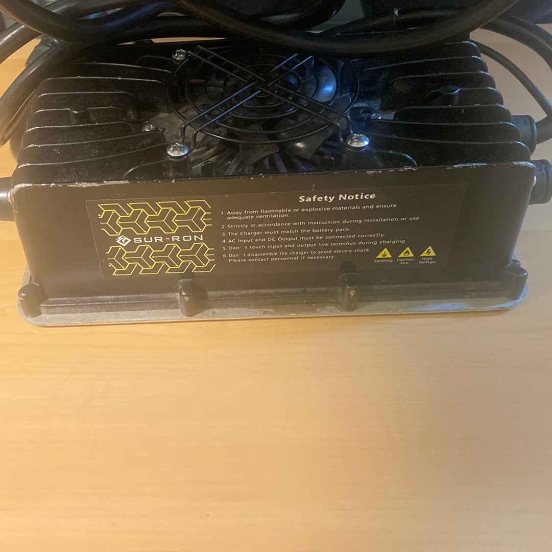 10A DC Lithium Ion Battery Charger
